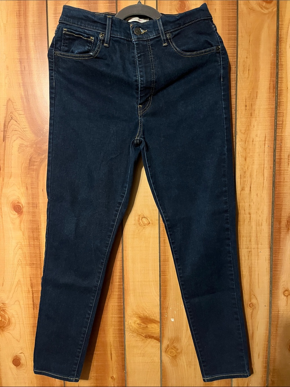 Levi’s Dark wash Mile High Super Skinny jeans